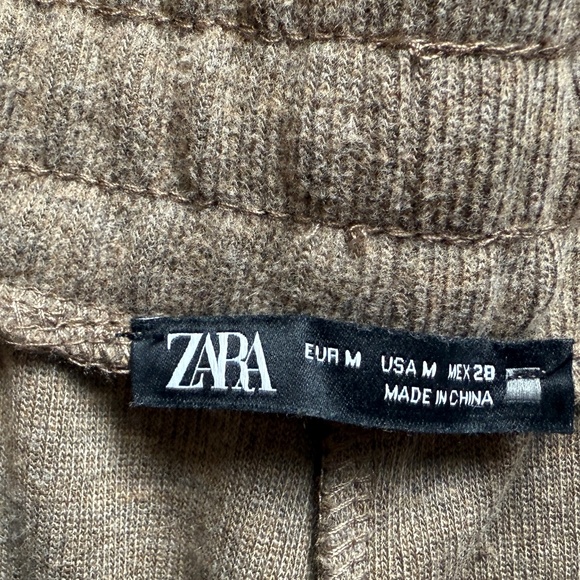 Zara Pants - Picture 3 of 5